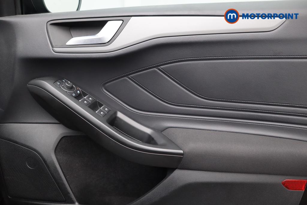 Ford Focus St-Line Manual Petrol Hatchback - Stock Number (1532942) - 18th supplementary image
