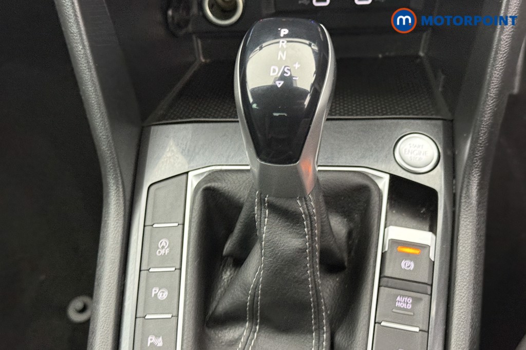 Volkswagen Tiguan R-Line Automatic Petrol SUV - Stock Number (1533477) - 13th supplementary image