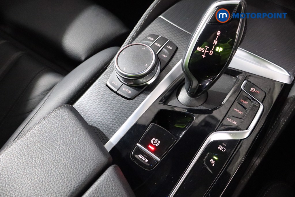 BMW 5 Series M Sport Automatic Petrol Plug-In Hybrid Saloon - Stock Number (1533819) - 19th supplementary image