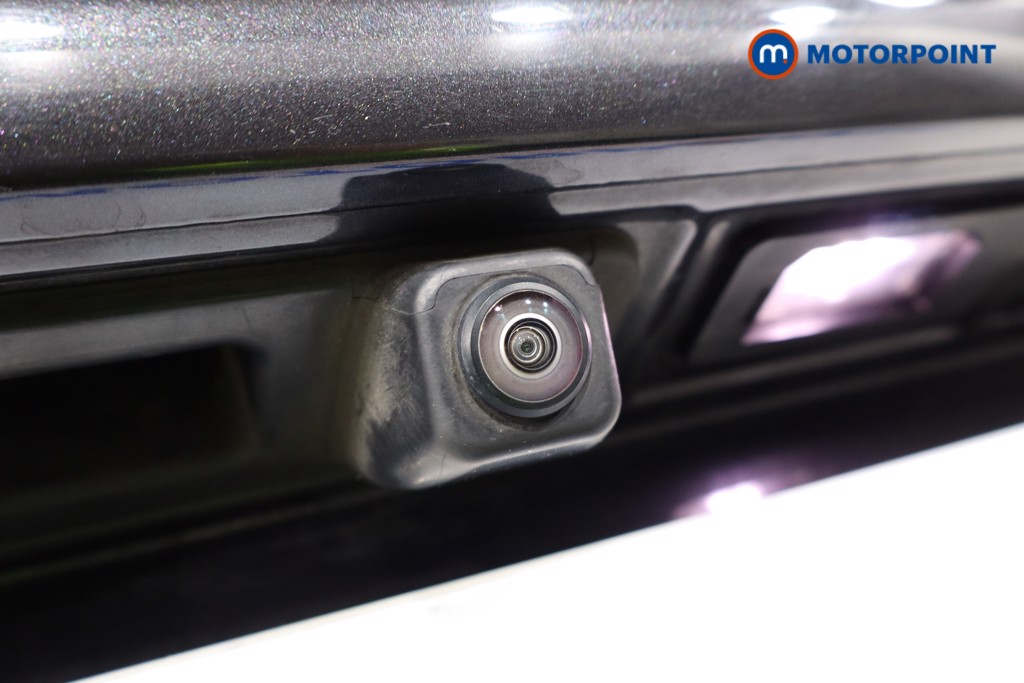 BMW 5 Series M Sport Automatic Petrol Plug-In Hybrid Saloon - Stock Number (1533819) - 31st supplementary image