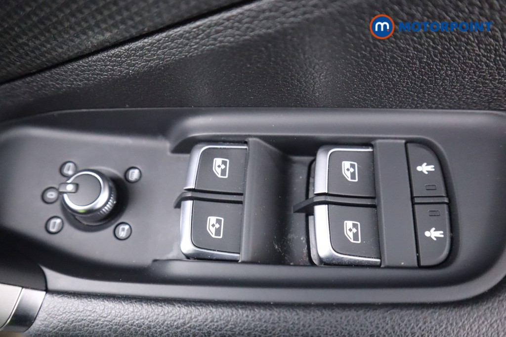 Audi Q2 Sport Manual Petrol SUV - Stock Number (1538995) - 4th supplementary image