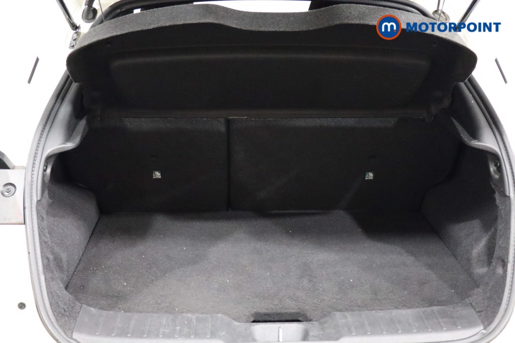 Nissan Juke N-Connecta Automatic Petrol SUV - Stock Number (1519915) - 7th supplementary image