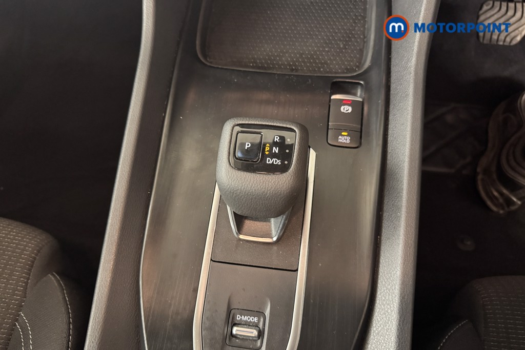 Nissan Qashqai Acenta Premium Automatic Petrol SUV - Stock Number (1536984) - 9th supplementary image