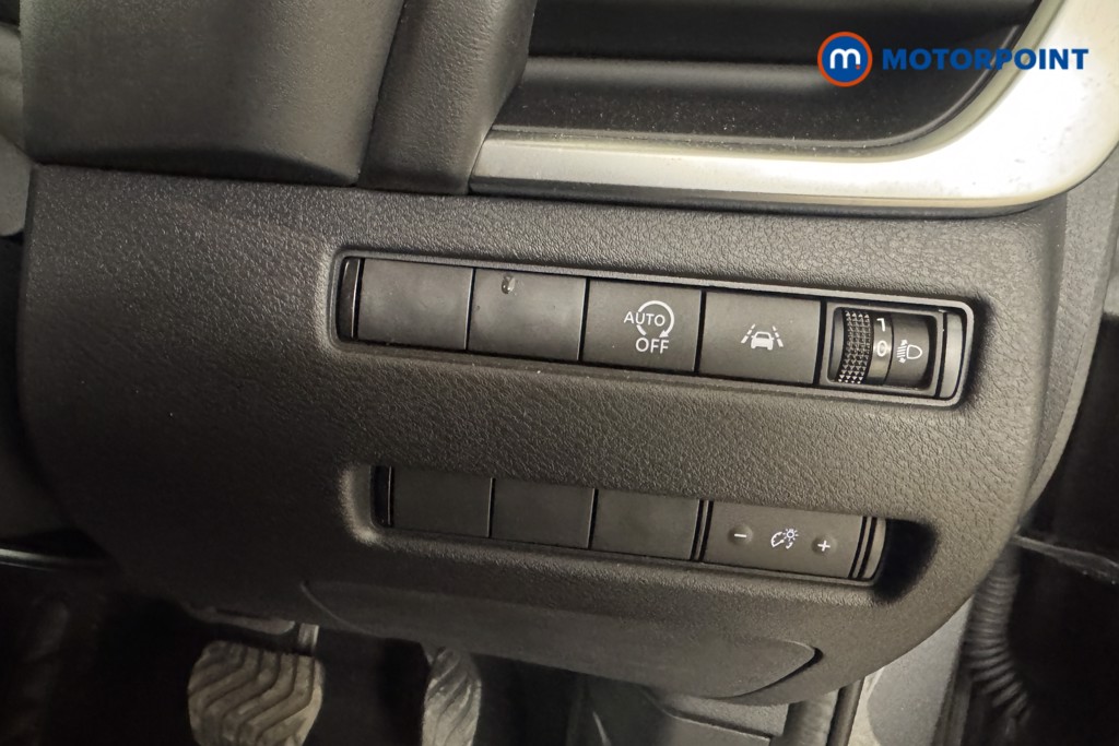 Nissan Qashqai Acenta Premium Automatic Petrol SUV - Stock Number (1536984) - 13th supplementary image