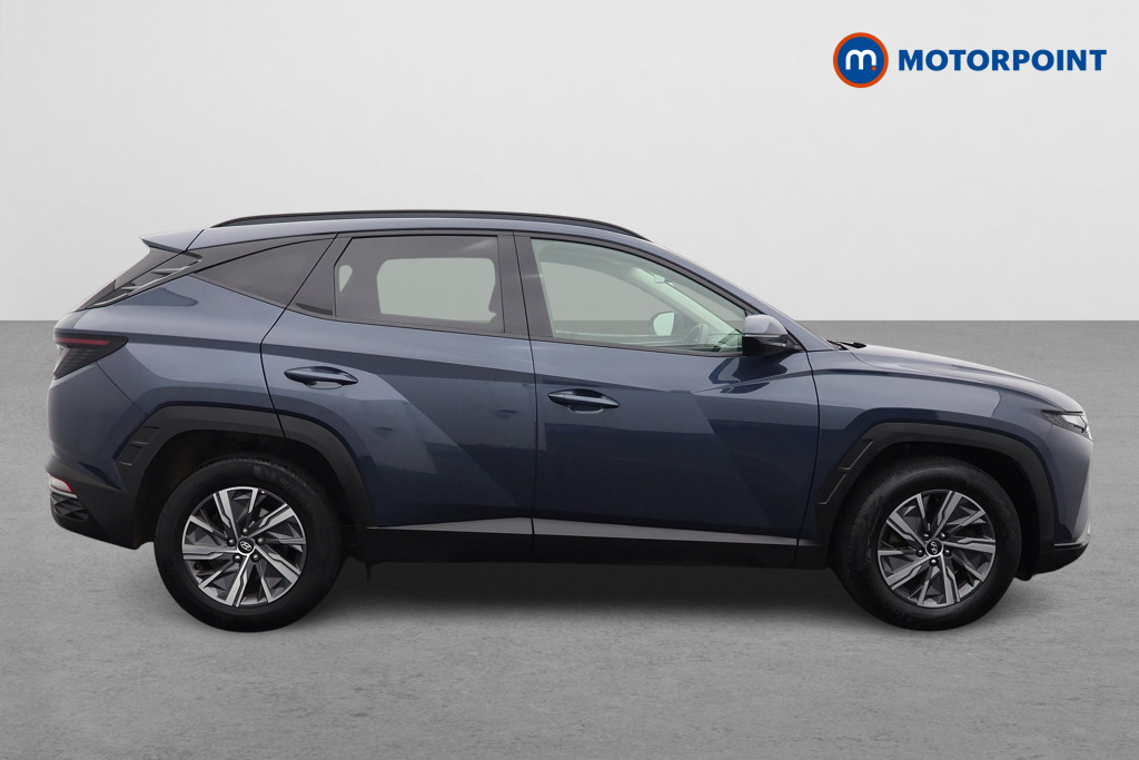 Hyundai Tucson Se Connect Manual Petrol SUV - Stock Number (1537831) - Drivers side