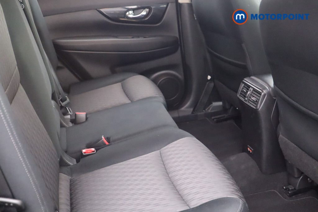 Nissan X-Trail N-Connecta Automatic Petrol SUV - Stock Number (1539022) - 7th supplementary image