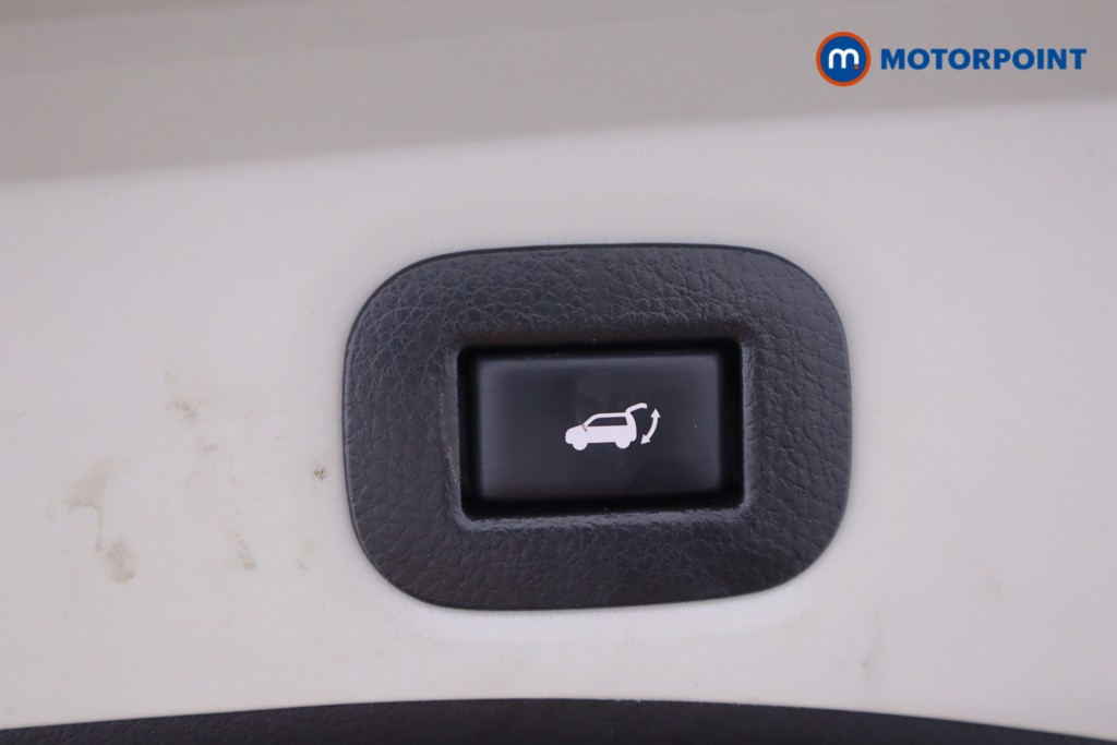 Nissan X-Trail N-Connecta Automatic Petrol SUV - Stock Number (1539022) - 9th supplementary image
