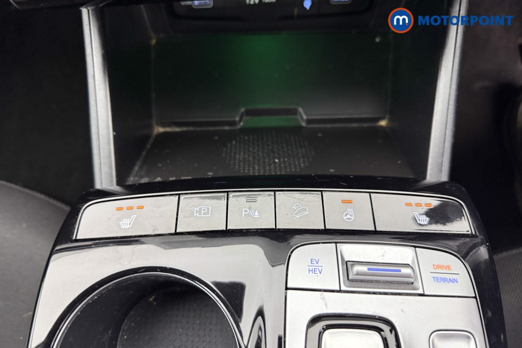 Hyundai Tucson Premium Automatic Petrol Plug-In Hybrid SUV - Stock Number (1513519) - 12th supplementary image