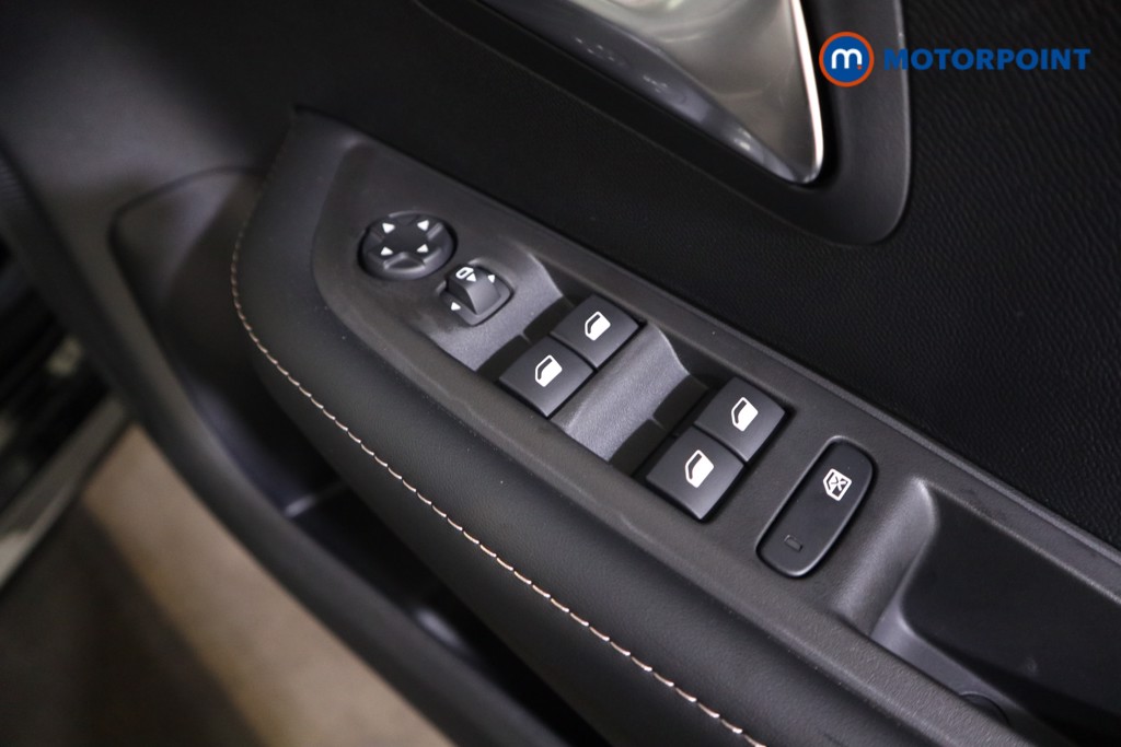 Peugeot 208 Allure Manual Petrol Hatchback - Stock Number (1532680) - 9th supplementary image
