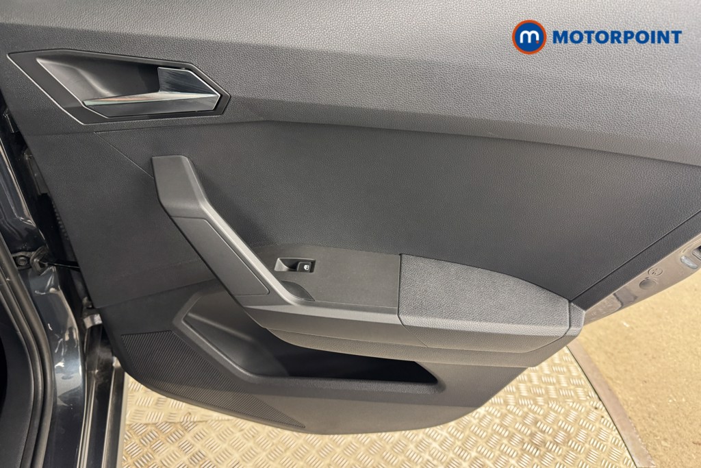 Seat Arona Fr Sport Manual Petrol SUV - Stock Number (1535844) - 15th supplementary image