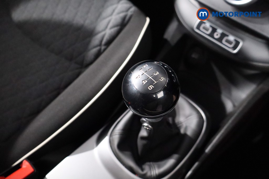 Fiat 500X City Cross Manual Petrol SUV - Stock Number (1537440) - 20th supplementary image