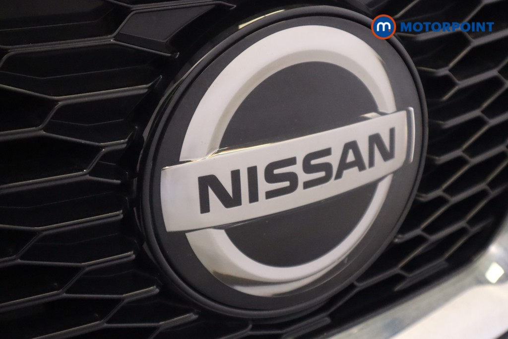 Nissan Qashqai Acenta Premium Manual Petrol SUV - Stock Number (1537446) - 25th supplementary image