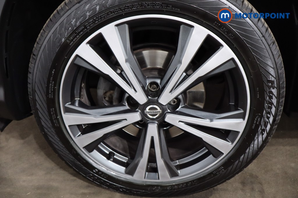 Nissan Qashqai N-Connecta Manual Petrol SUV - Stock Number (1537809) - 11th supplementary image