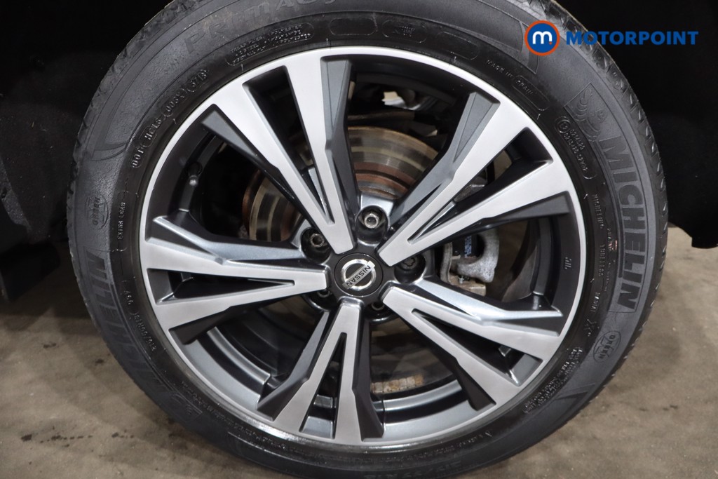 Nissan Qashqai N-Connecta Manual Petrol SUV - Stock Number (1537809) - 12th supplementary image