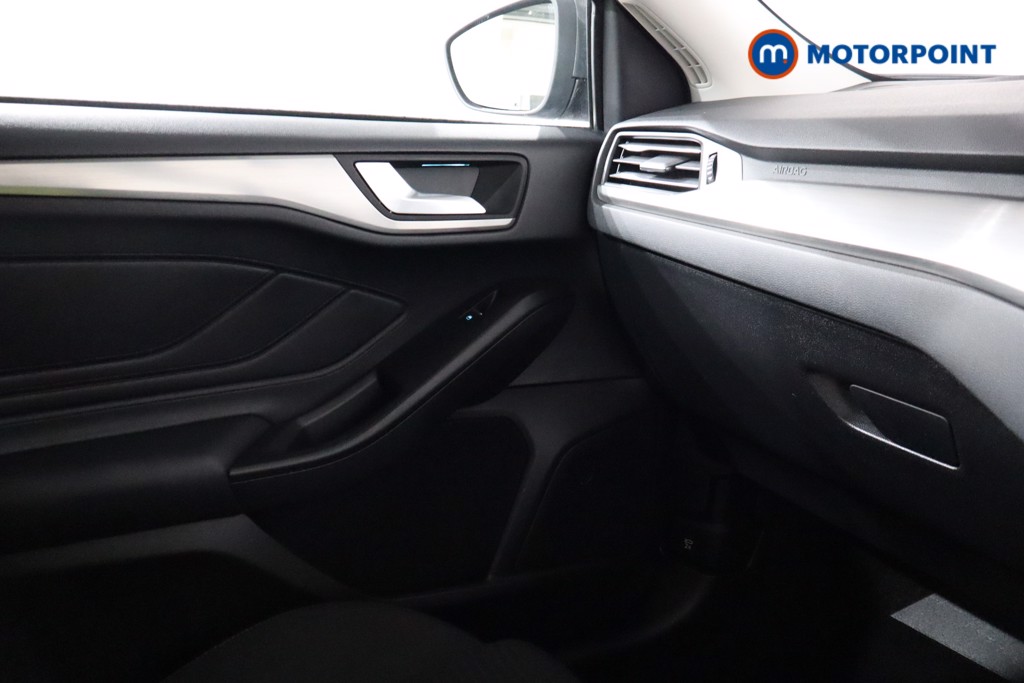 Ford Focus Titanium Manual Petrol Hatchback - Stock Number (1517777) - 20th supplementary image