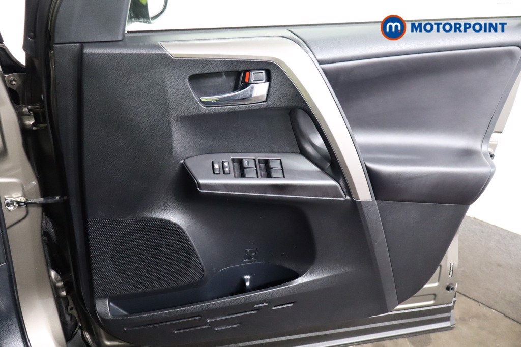 Toyota Rav4 Icon Tech Automatic Petrol-Electric Hybrid SUV - Stock Number (1521497) - 23rd supplementary image