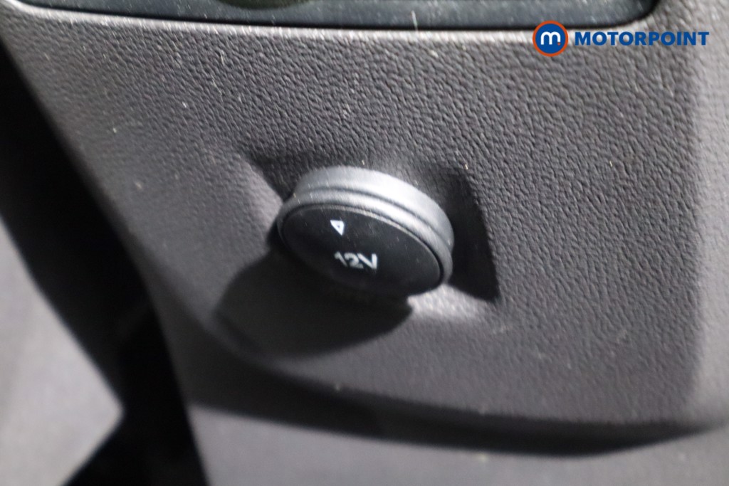 Ford Kuga St-Line Manual Diesel SUV - Stock Number (1530741) - 13th supplementary image