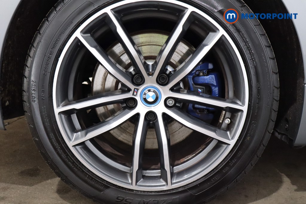 BMW 5 Series M Sport Automatic Petrol Plug-In Hybrid Saloon - Stock Number (1533829) - 9th supplementary image
