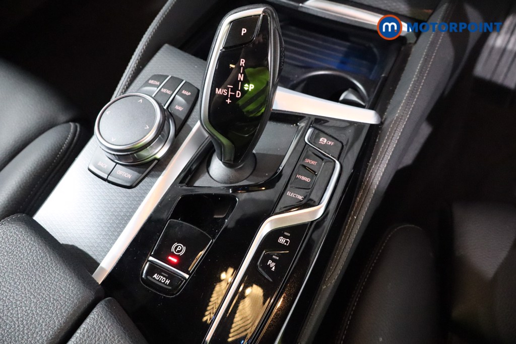 BMW 5 Series M Sport Automatic Petrol Plug-In Hybrid Saloon - Stock Number (1533829) - 17th supplementary image