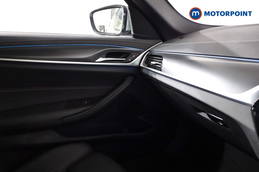BMW 5 Series M Sport Automatic Petrol Plug-In Hybrid Saloon - Stock Number (1533829) - 21st supplementary image