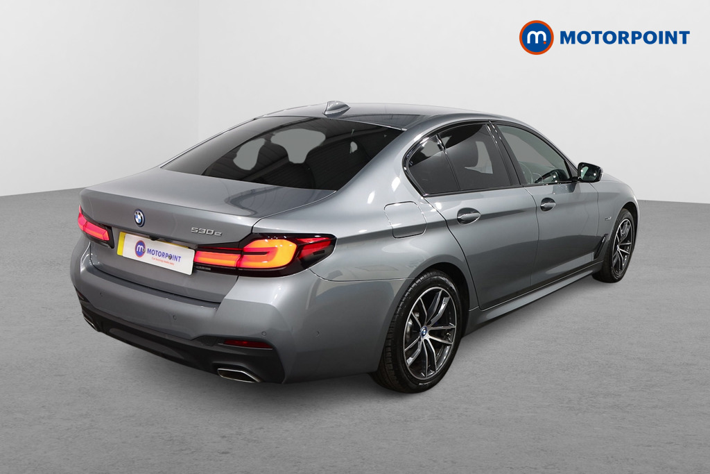 BMW 5 Series M Sport Automatic Petrol Plug-In Hybrid Saloon - Stock Number (1533829) - Drivers side rear corner