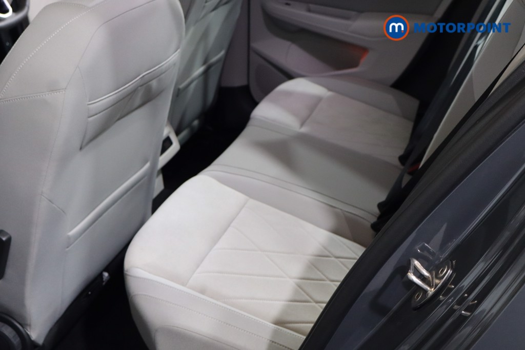 Volkswagen Golf Style Manual Petrol Hatchback - Stock Number (1535797) - 3rd supplementary image
