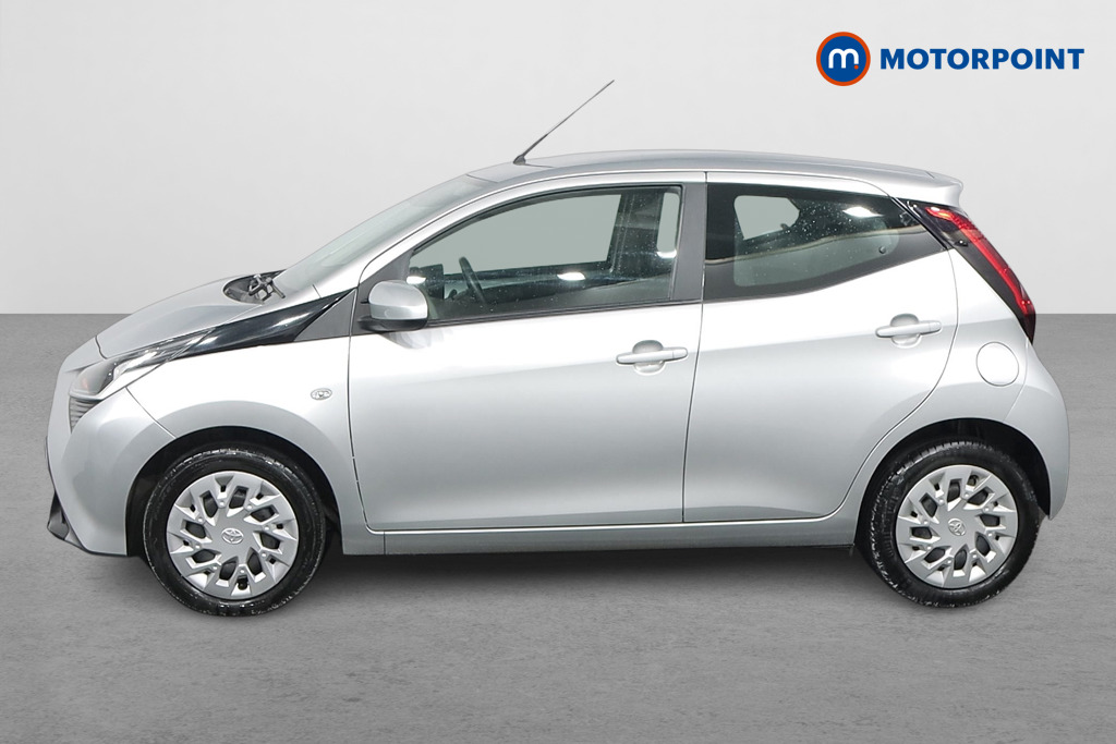 Toyota Aygo X-Play Manual Petrol Hatchback - Stock Number (1535824) - Passenger side