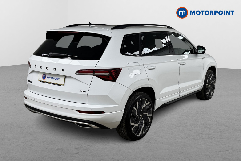 Skoda Karoq Sportline Automatic Diesel SUV - Stock Number (1537315) - Drivers side rear corner