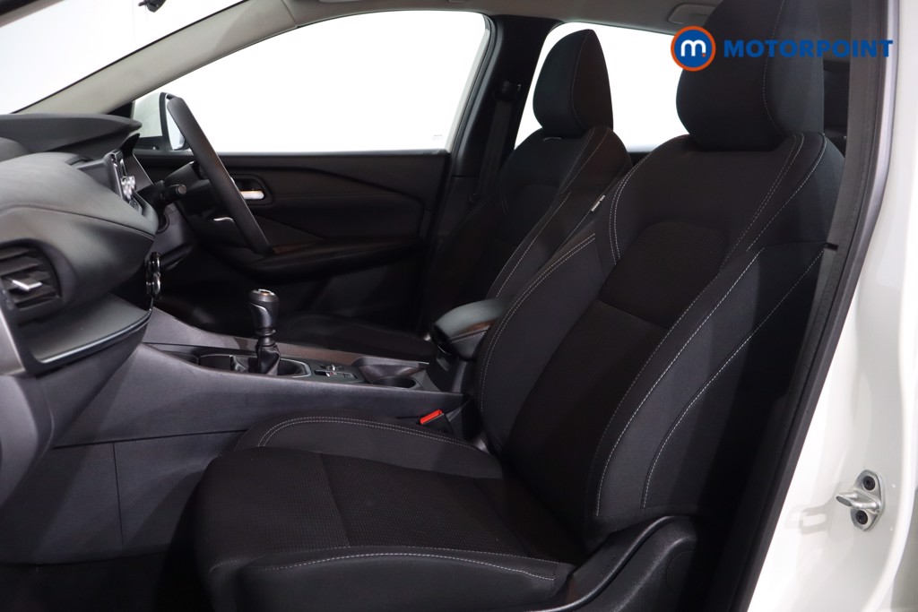 Nissan Qashqai Visia Manual Petrol SUV - Stock Number (1536341) - 4th supplementary image