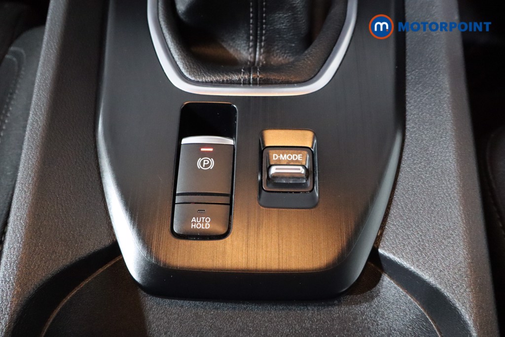 Nissan Qashqai Visia Manual Petrol SUV - Stock Number (1536341) - 16th supplementary image