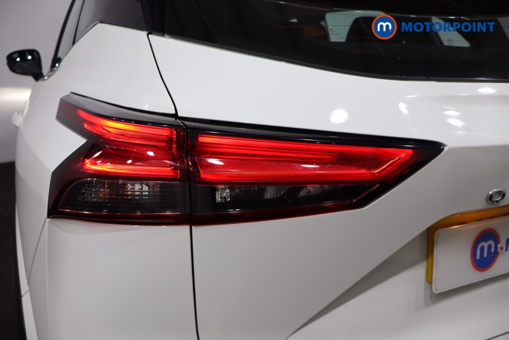 Nissan Qashqai Visia Manual Petrol SUV - Stock Number (1536341) - 23rd supplementary image
