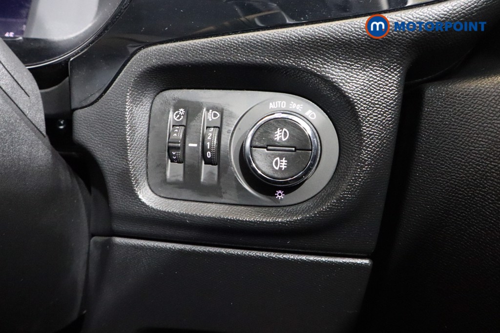 Vauxhall Corsa Elite Nav Premium Manual Petrol Hatchback - Stock Number (1537076) - 11th supplementary image