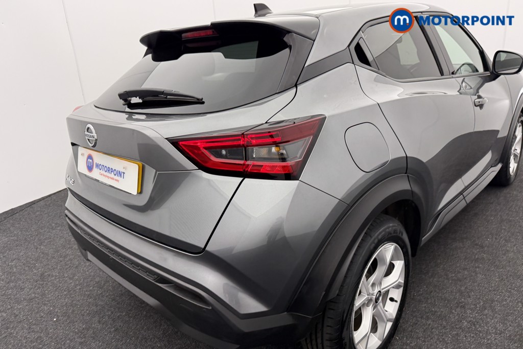 Nissan Juke N-Connecta Manual Petrol SUV - Stock Number (1534608) - 26th supplementary image