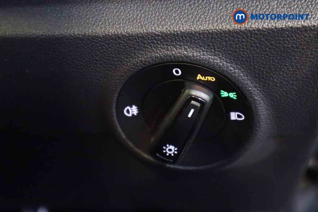 Volkswagen T-Roc Life Manual Petrol SUV - Stock Number (1538330) - 9th supplementary image