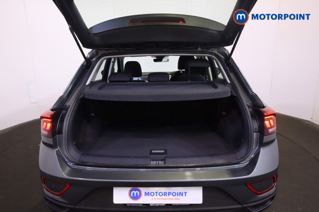 Volkswagen T-Roc Life Manual Petrol SUV - Stock Number (1538330) - 16th supplementary image