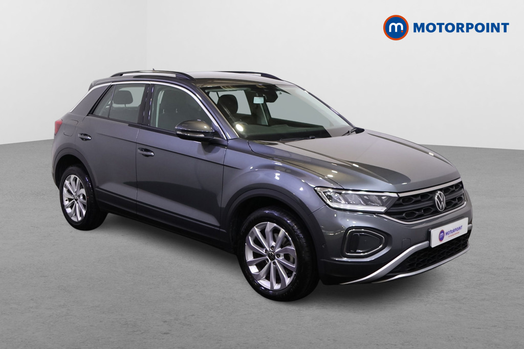 Volkswagen T-Roc Life Manual Petrol SUV - Stock Number (1538330) - Drivers side front corner