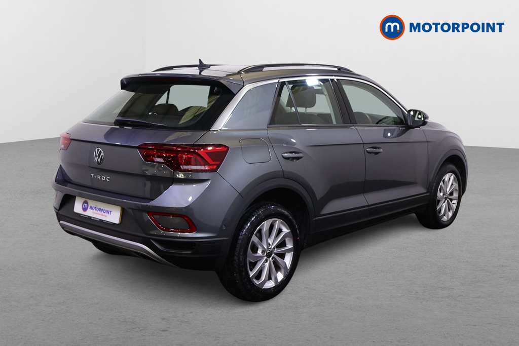 Volkswagen T-Roc Life Manual Petrol SUV - Stock Number (1538330) - Drivers side rear corner
