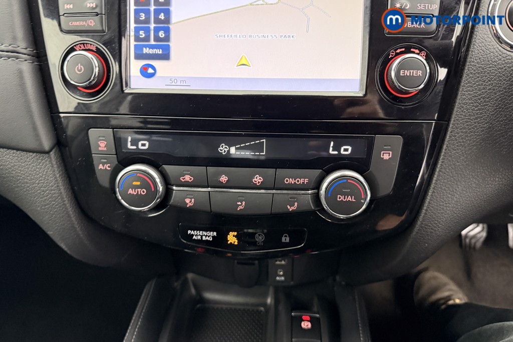 Nissan X-Trail Tekna Manual Diesel SUV - Stock Number (1539877) - 9th supplementary image