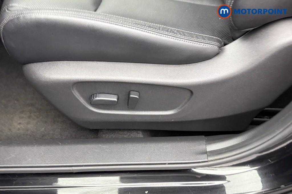 Nissan X-Trail Tekna Manual Diesel SUV - Stock Number (1539877) - 25th supplementary image