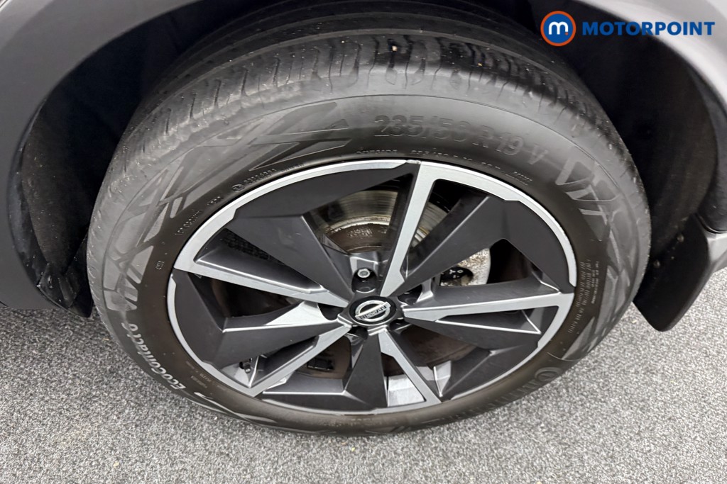 Nissan Qashqai Tekna Manual Petrol SUV - Stock Number (1540552) - 33rd supplementary image