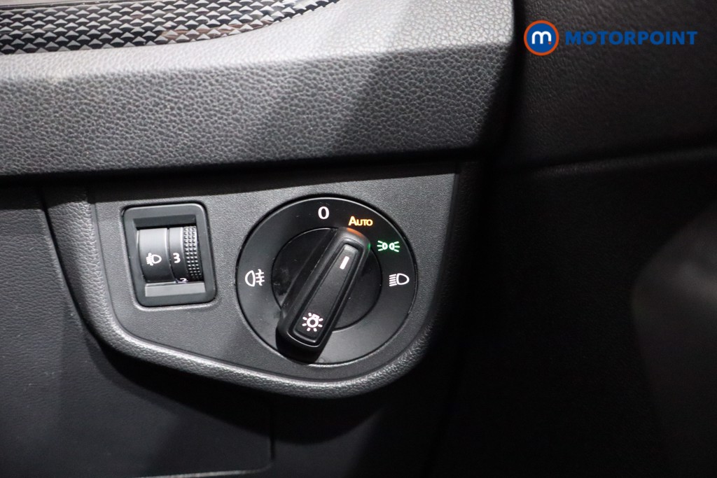 Volkswagen Polo Life Manual Petrol Hatchback - Stock Number (1523370) - 17th supplementary image