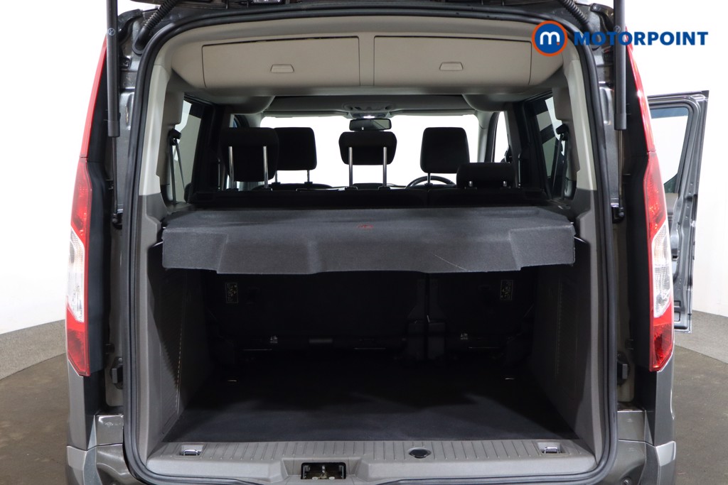 Ford Tourneo Connect Titanium Automatic Diesel People Carrier - Stock Number (1524356) - 7th supplementary image