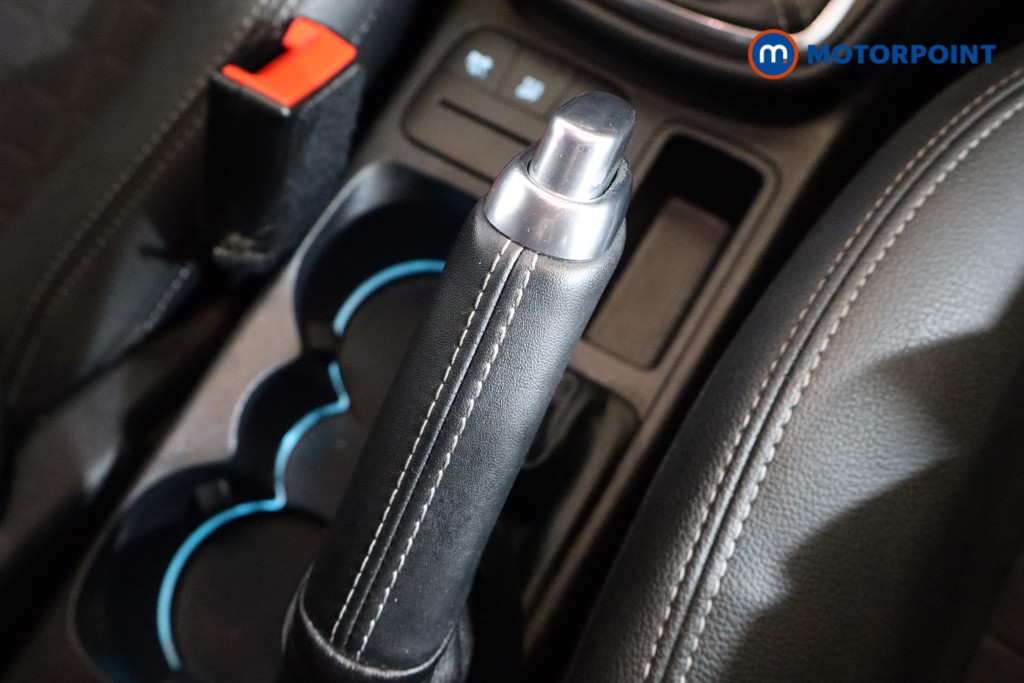 Ford Fiesta Active X Edition Manual Petrol-Electric Hybrid Hatchback - Stock Number (1530343) - 8th supplementary image