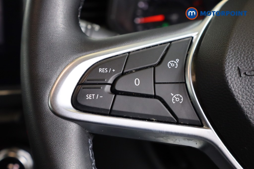 Renault Clio Iconic Edition Manual Petrol Hatchback - Stock Number (1534631) - 12th supplementary image