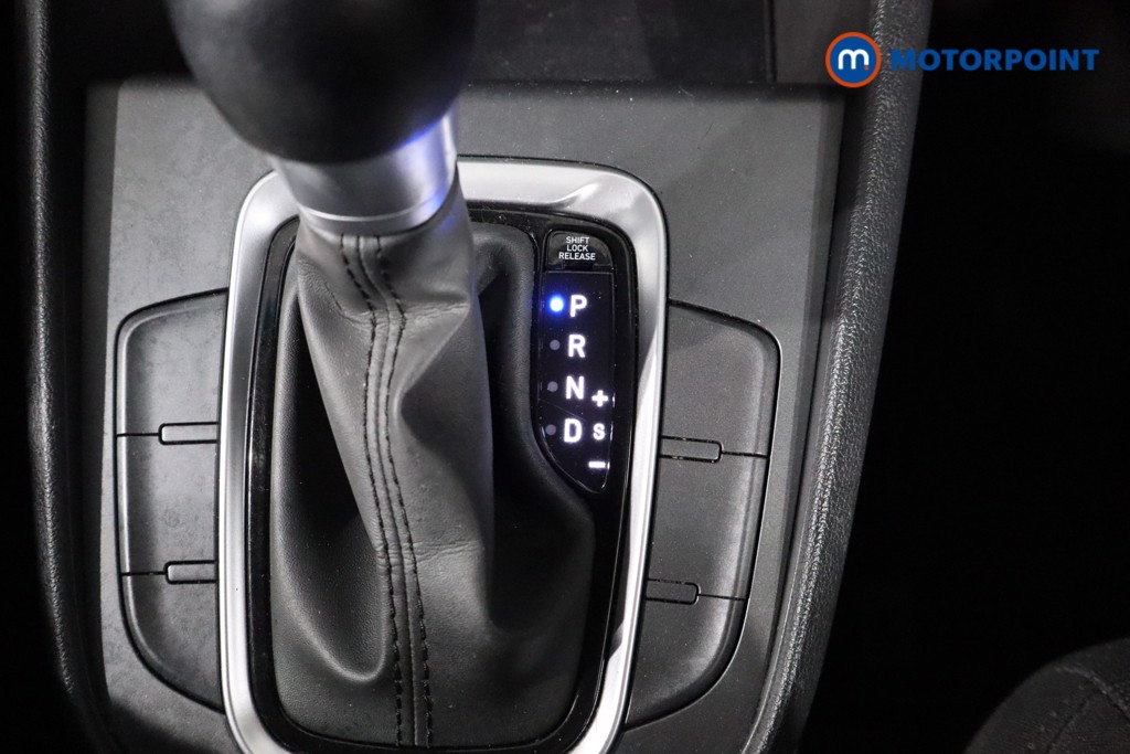 Hyundai Kona Se Connect Automatic Petrol-Electric Hybrid SUV - Stock Number (1538761) - 15th supplementary image