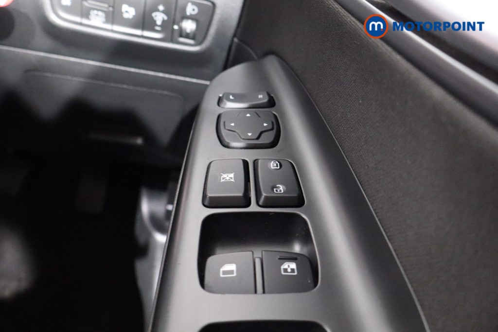 Hyundai Kona Se Connect Automatic Petrol-Electric Hybrid SUV - Stock Number (1538761) - 16th supplementary image