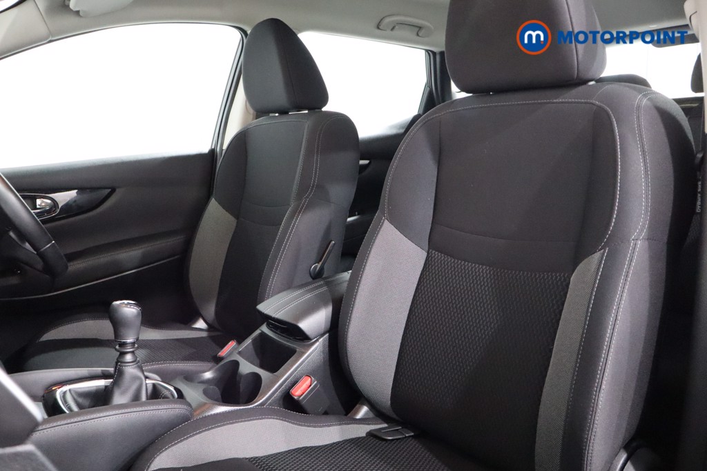 Nissan Qashqai Acenta Premium Manual Petrol SUV - Stock Number (1538915) - 4th supplementary image