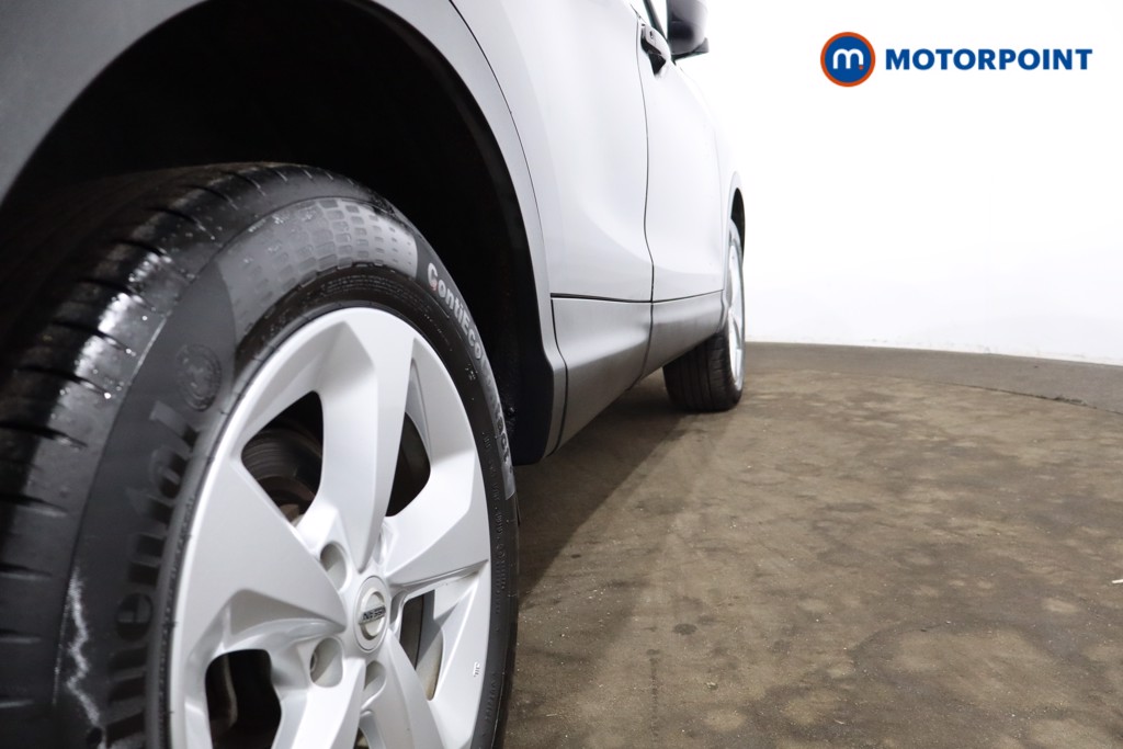 Nissan Qashqai Acenta Premium Manual Petrol SUV - Stock Number (1538915) - 23rd supplementary image
