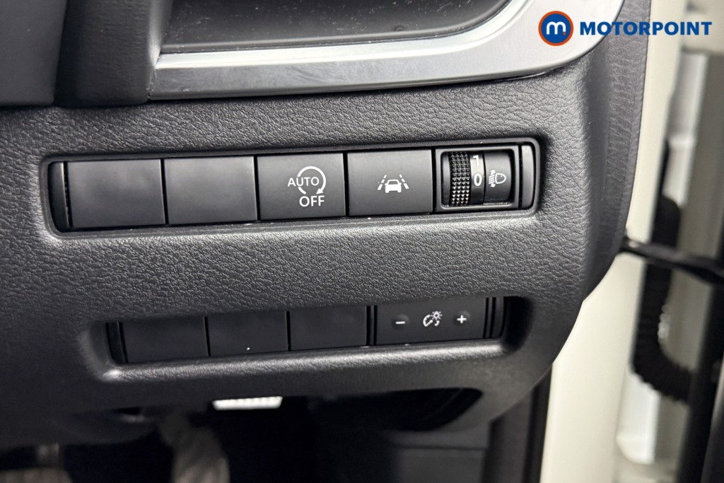 Nissan Qashqai Acenta Premium Automatic Petrol SUV - Stock Number (1508021) - 13th supplementary image