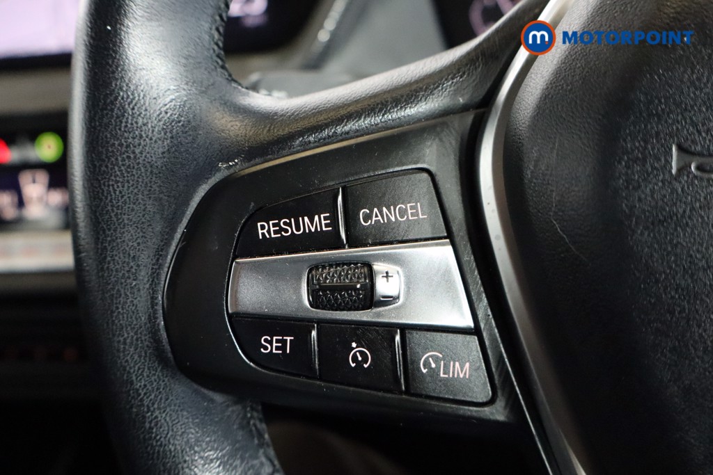 BMW 2 Series Sport Manual Petrol Saloon - Stock Number (1530101) - 6th supplementary image